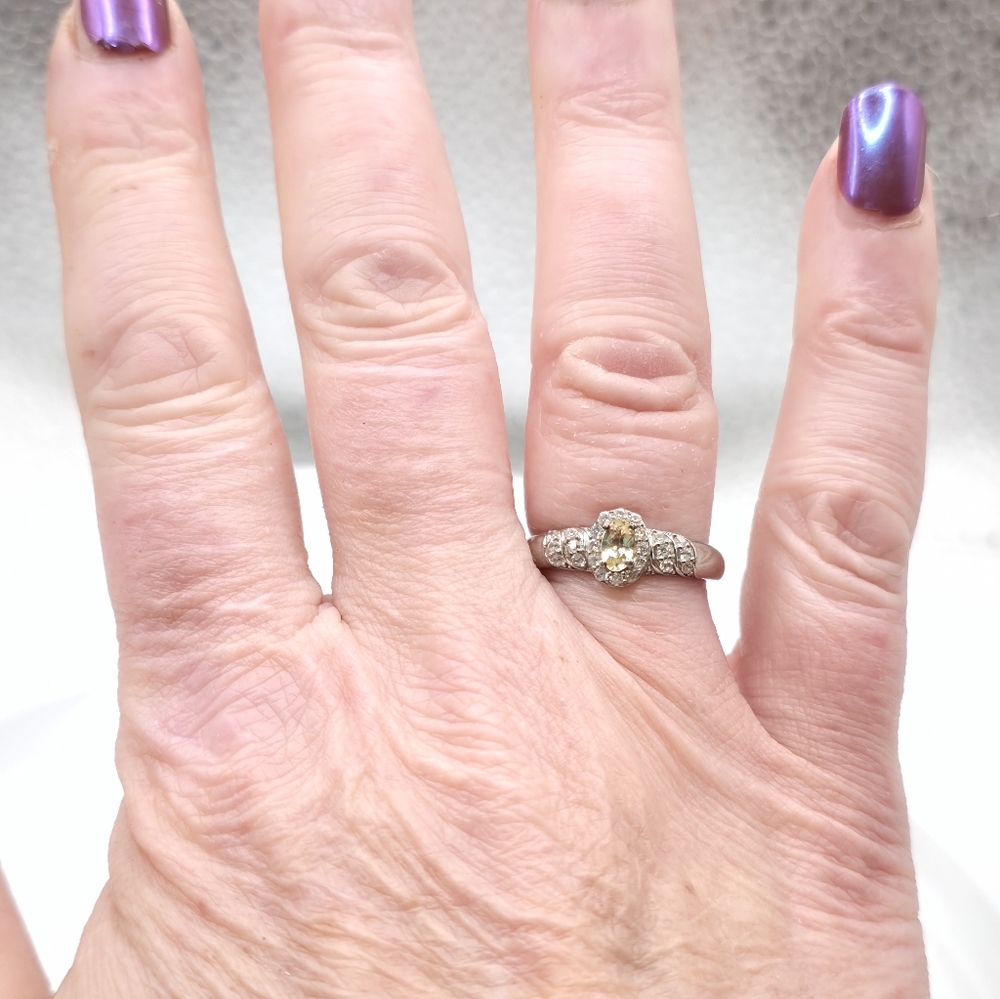 NWOT Striking Genuine Golden Apatite And White Zircon Ring - Picture 7 of 7